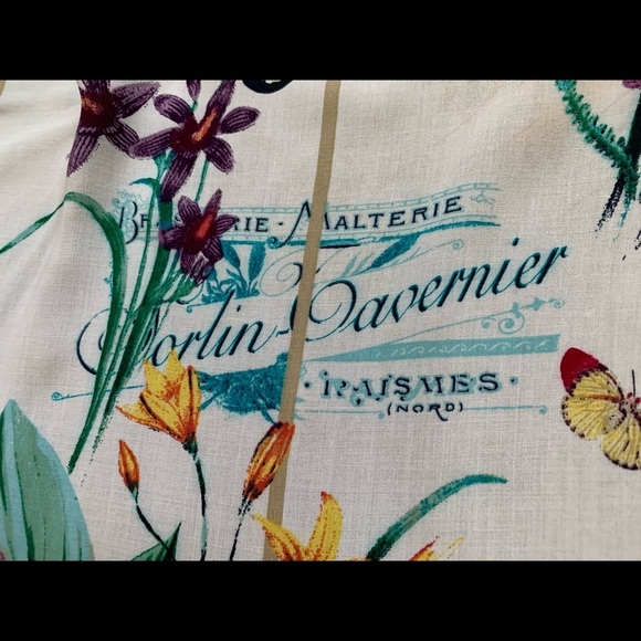 Floral and Butterfly Patterned Scarf - Picture 6 of 8